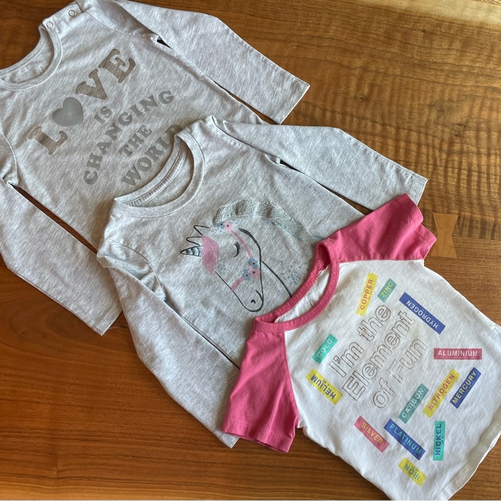 PEEK T-shirts, bundle of 3. Size 18-24m